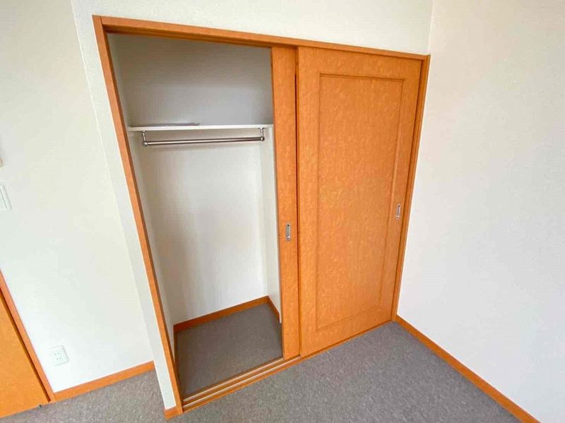 レオパレスゆかり荘 収納