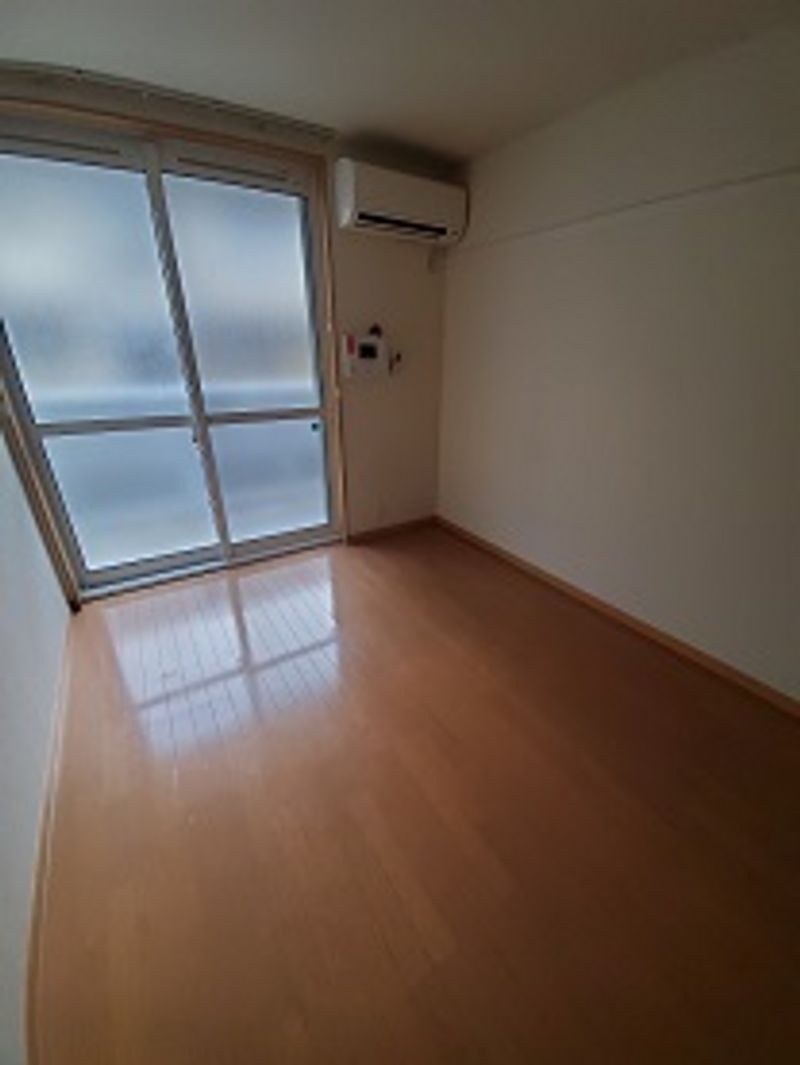 レオパレス大幸 居間