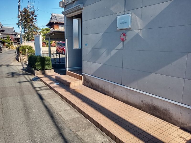 レオネクストエルフ　２号館 エントランス