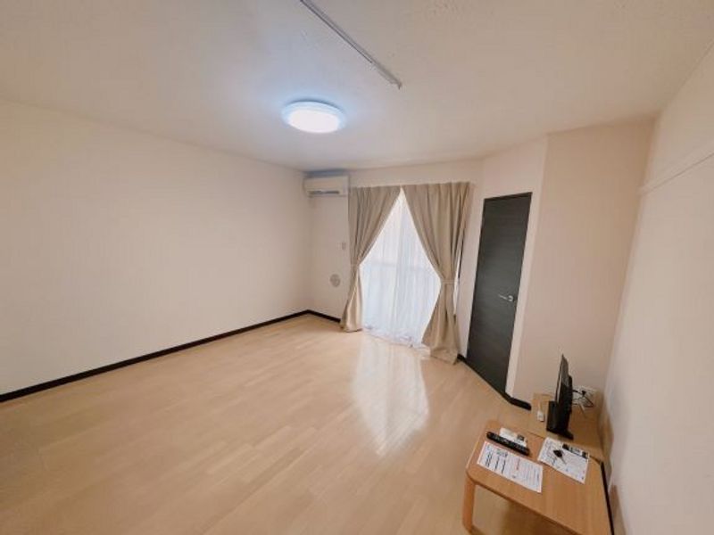 レオネクスト篠山おかのＡ 居間
