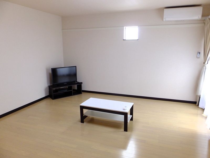 レオネクストフィオーレ奥戸 居間