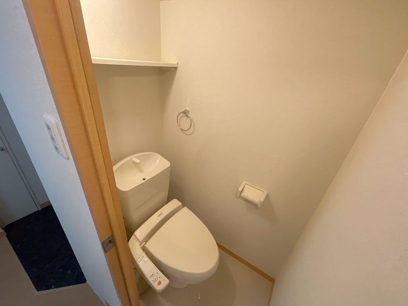 leopalace REZON Nakamozu Toilet