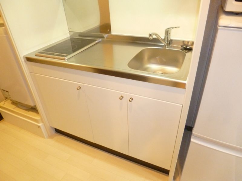 LEONEXT Shin Corpo Urayasu Kitchen