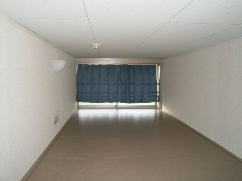 レオパレス中居 その他