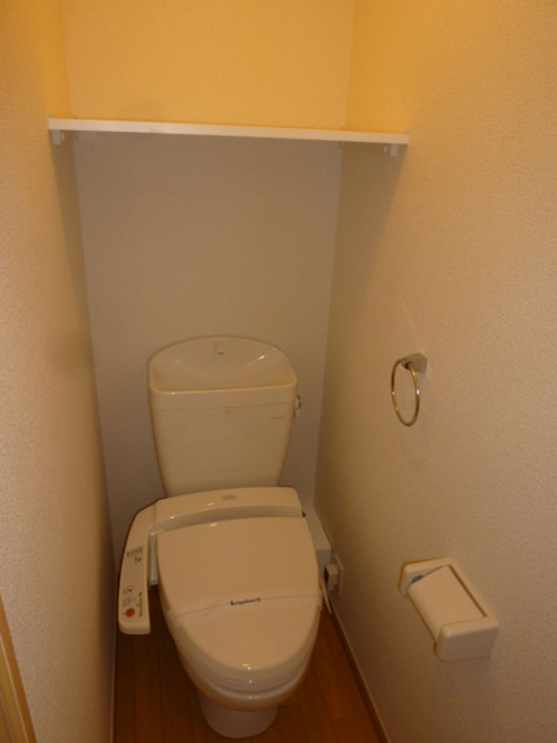 レオパレスタケシン トイレ