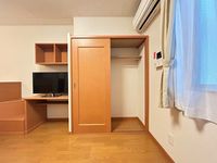 レオパレスＣＯＣＯＯＮ 収納