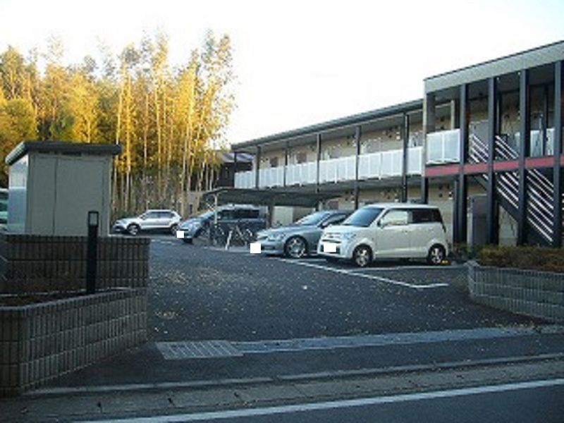 レオパレスＰＥＳＣＡ 駐車場