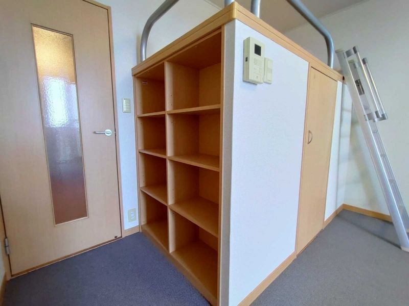 レオパレスボヌール　ドゥマン 収納