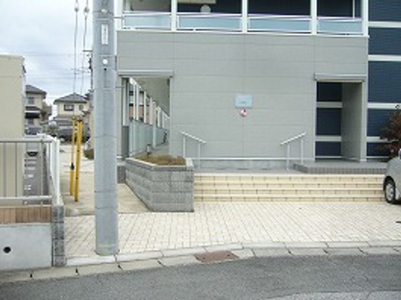 レオネクスト宝石台Ⅱ エントランス