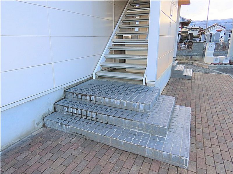 レオパレスエスペランサ２１ エントランス