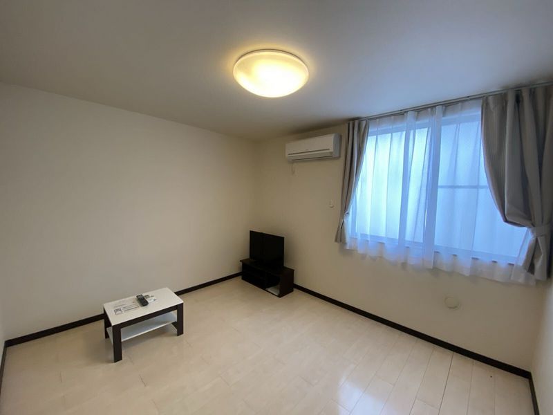 レオネクスト萩原 居間