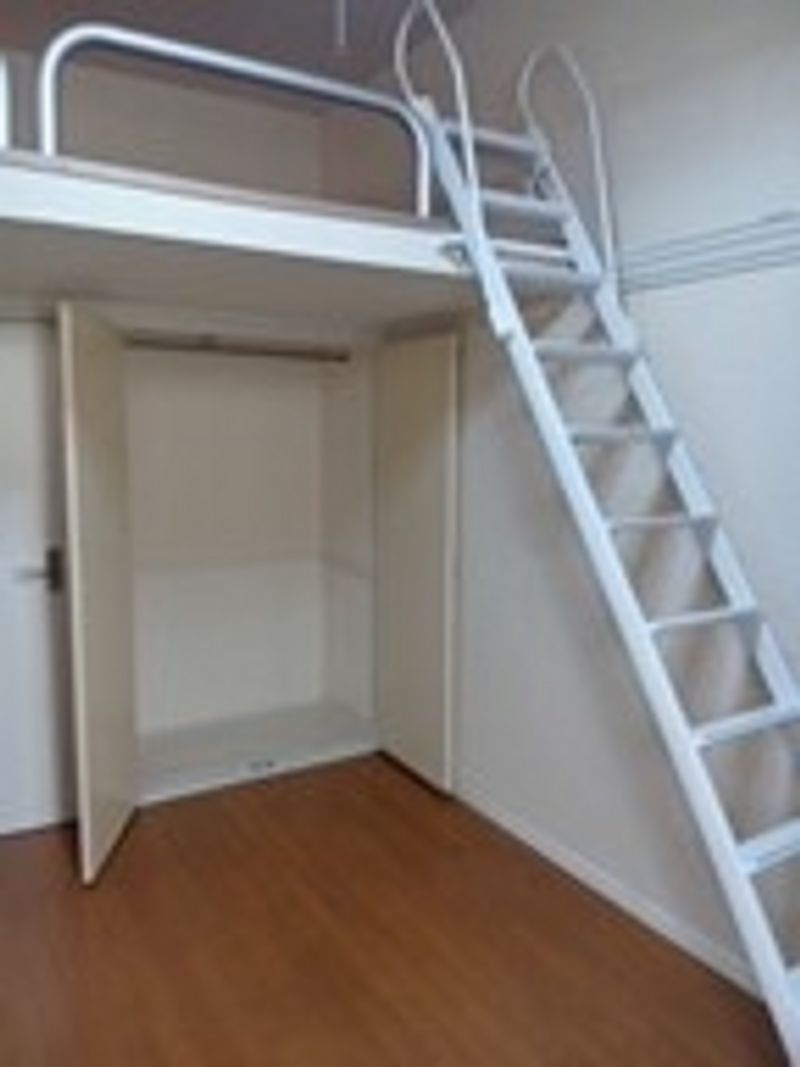 leopalace Harmony Heights Tsurumi Storage