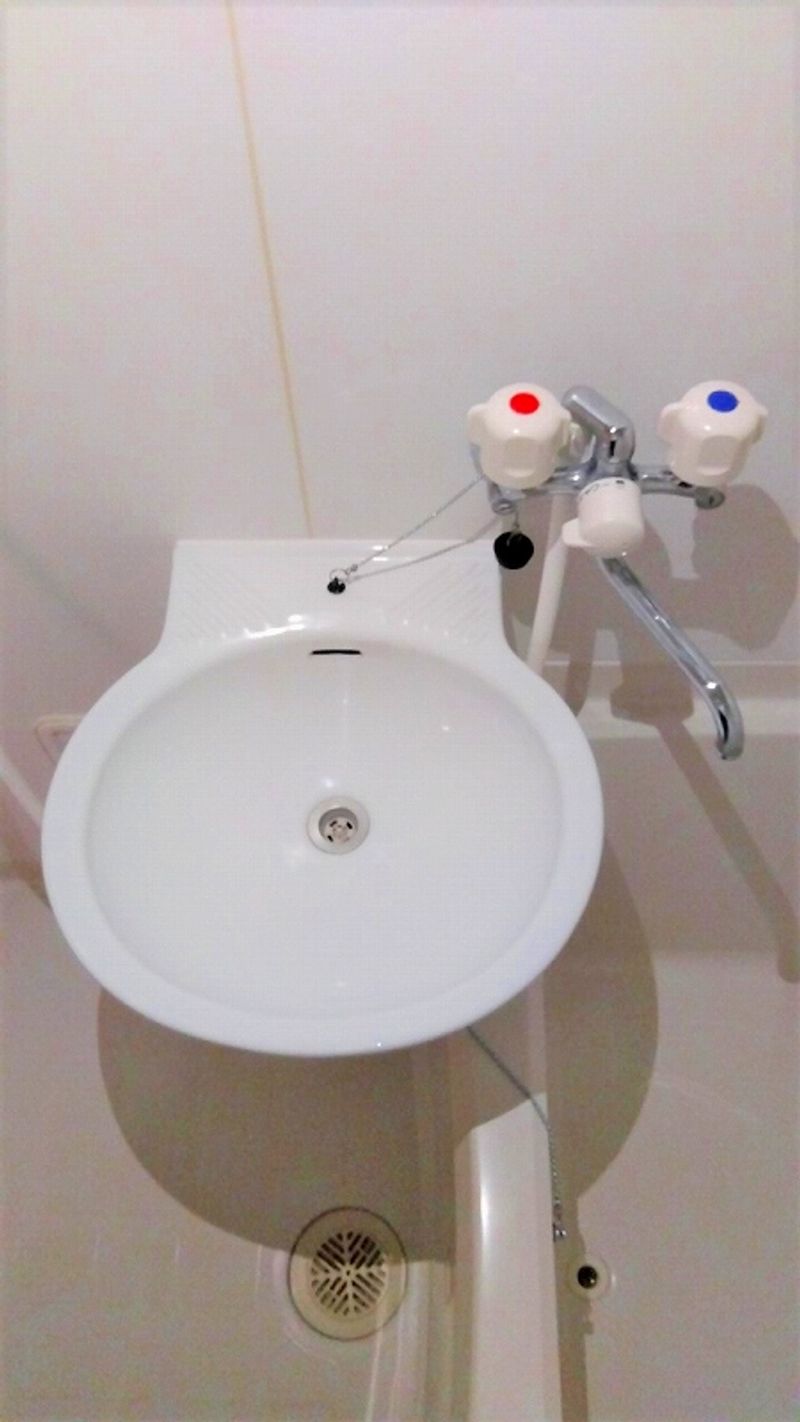 レオパレスカームヒルズ 洗面台
