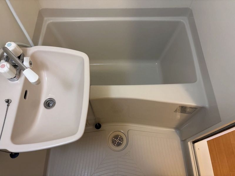 レオパレスあいりす 風呂