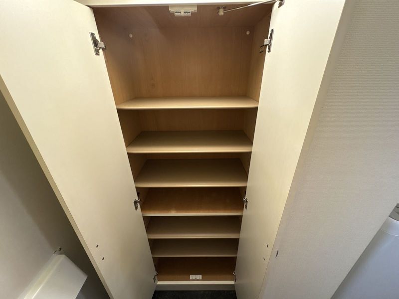 leopalace Selorm B Other