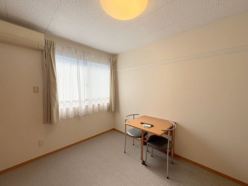 レオパレススカイパーク　ナカヤ 居間