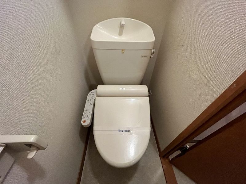 レオパレスあおぞら トイレ