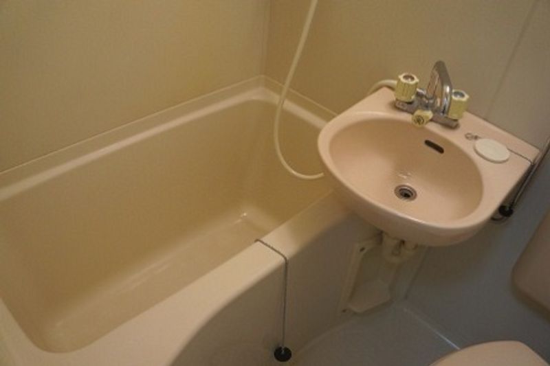 leopalace Amour II Bồn rửa mặt