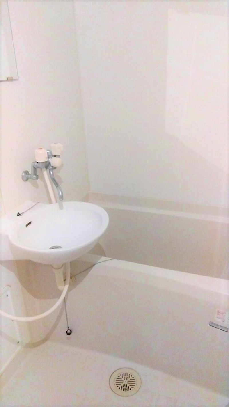 レオパレスカームヒルズ 風呂