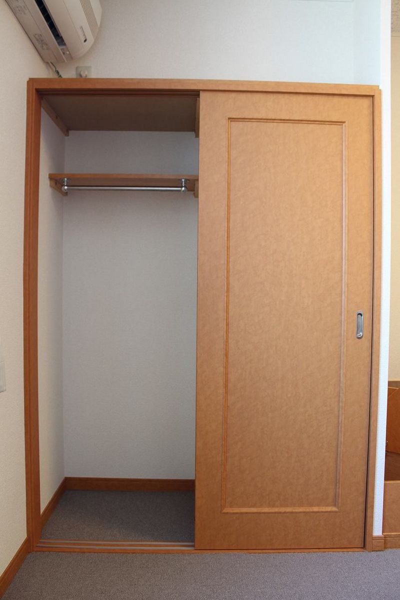 レオパレスエスポワール 収納