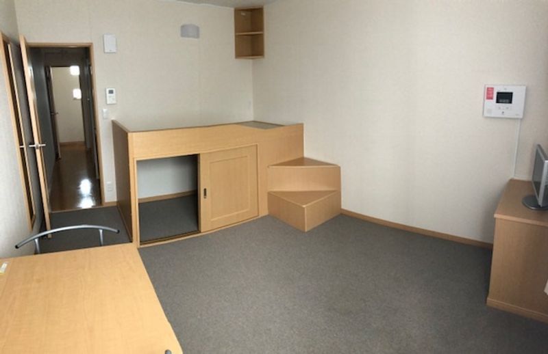 レオネクストアルホップ 居間