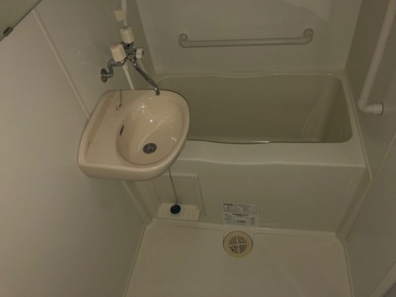 レオネクストミウ 風呂