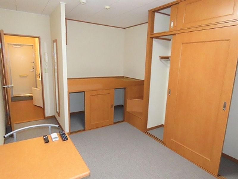 レオパレスサンフラワー 居間