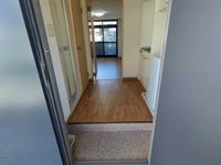 レオパレスＩＺＵＭＩ 玄関