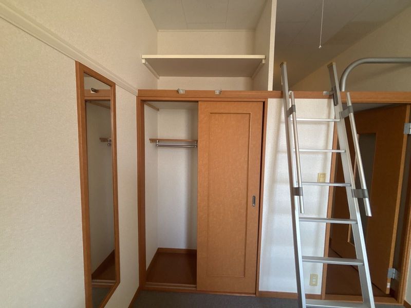 レオパレスペニーハイツⅠ 収納