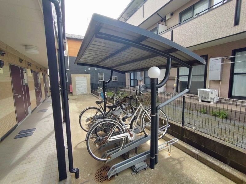 レオパレスサンピュア丸山 共用部分