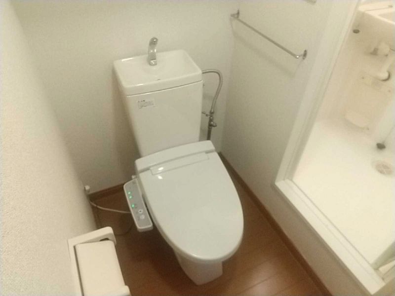 レオパレス鶴舞 トイレ