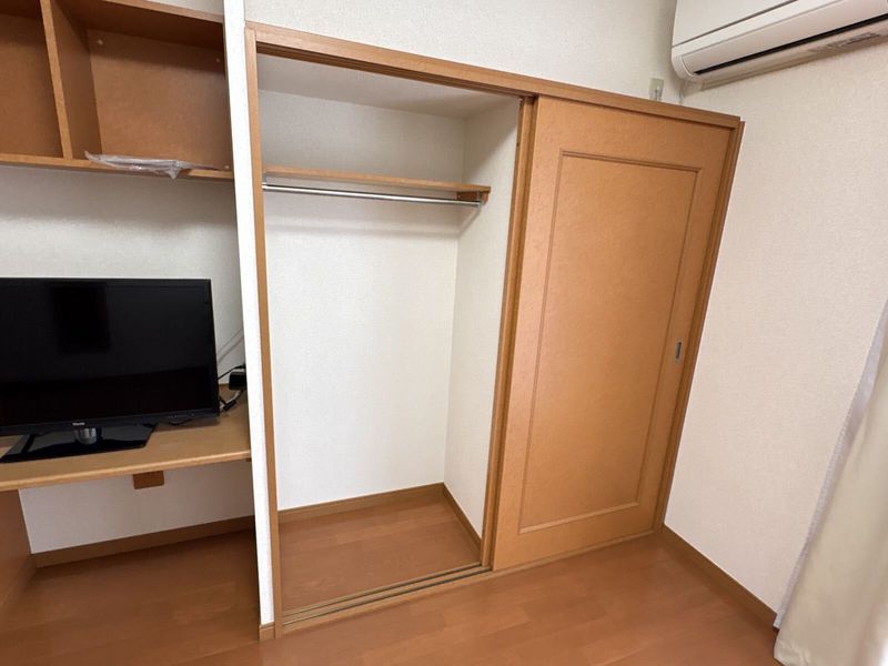 レオパレスアサクラⅣ 収納