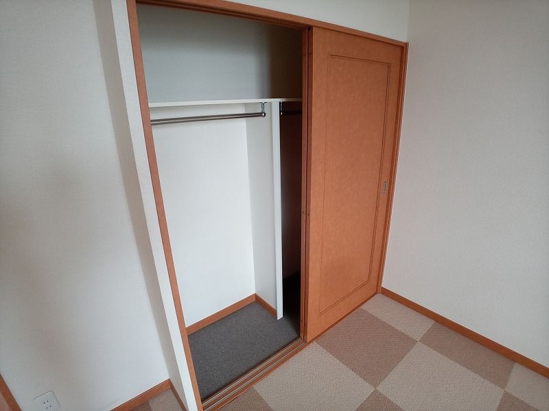 レオパレスうみのかぜ 収納