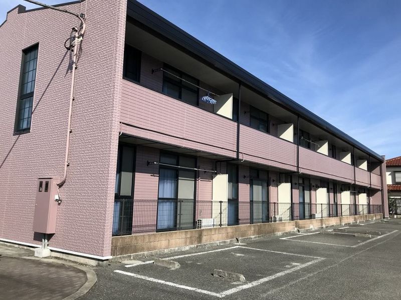 レオパレスＷＩＮＧ バルコニー