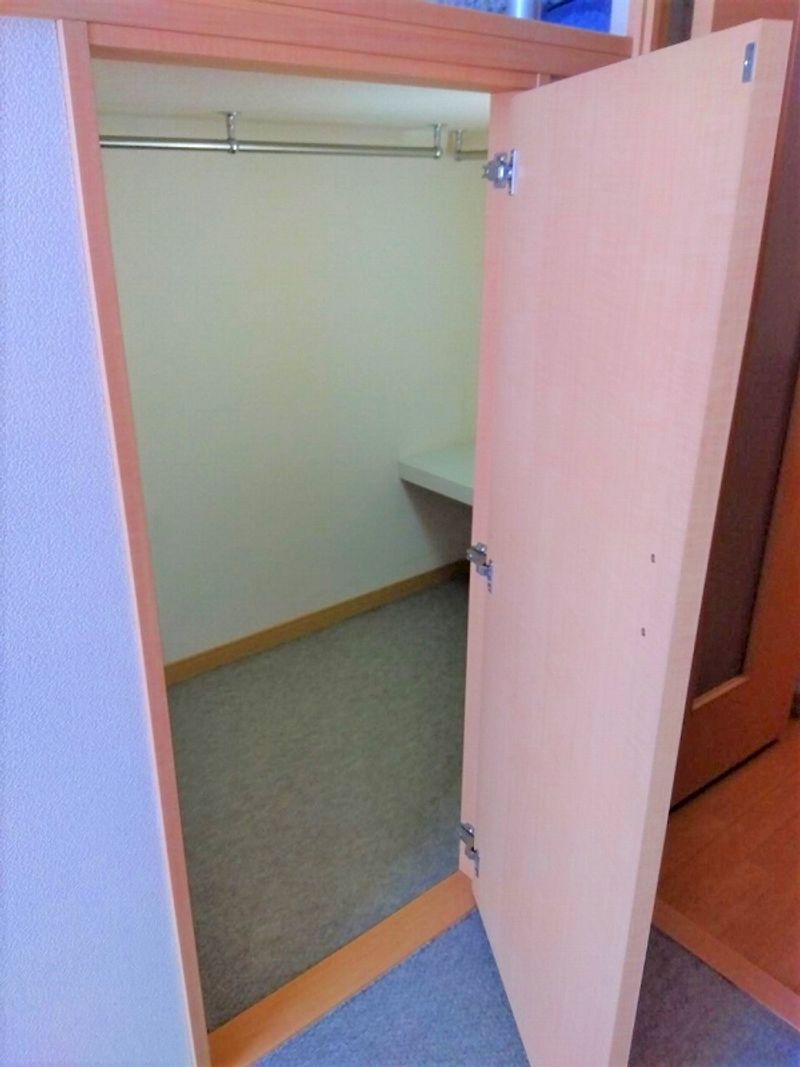 レオパレスプレジャー 収納