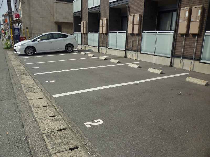 レオネクスト姫路さいしょう 駐車場