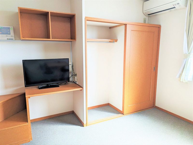 レオパレスオアシス 収納