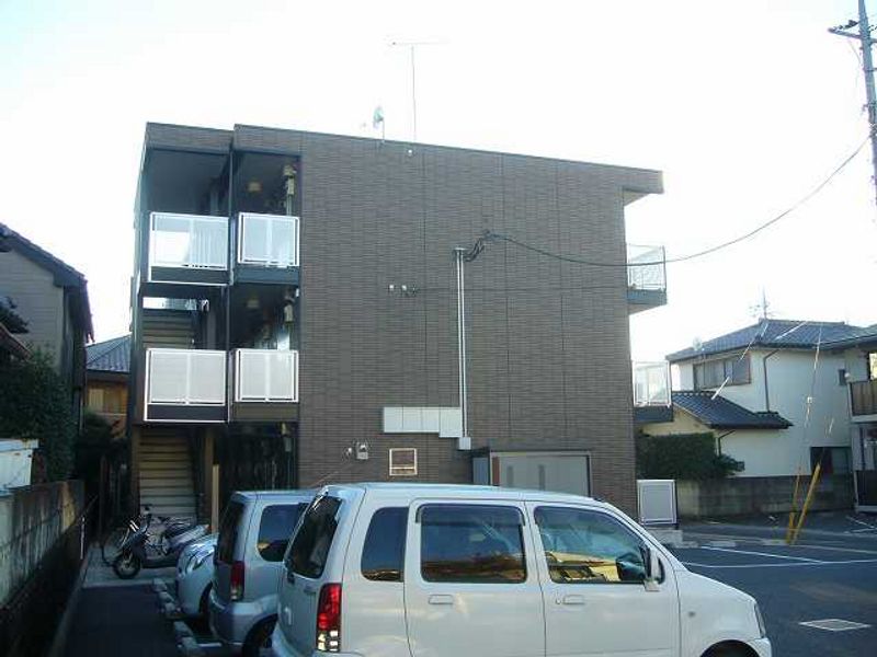 レオパレス月見ヶ丘 外観
