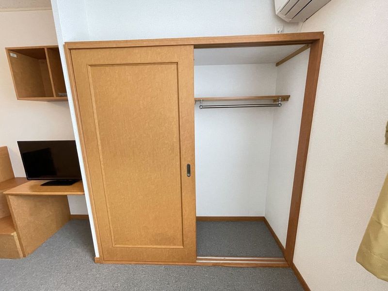 レオパレスグロウアーク 収納