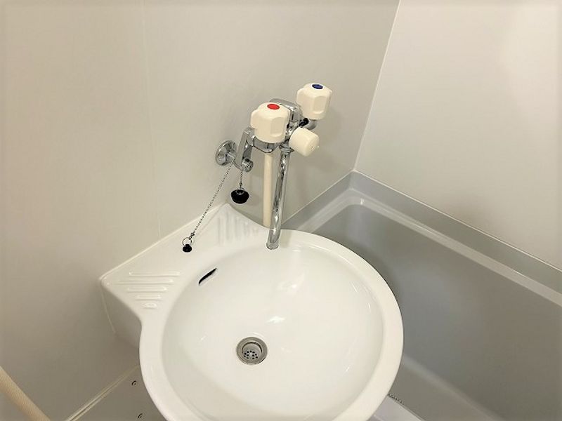 レオパレスフィスデファミーユ 洗面台