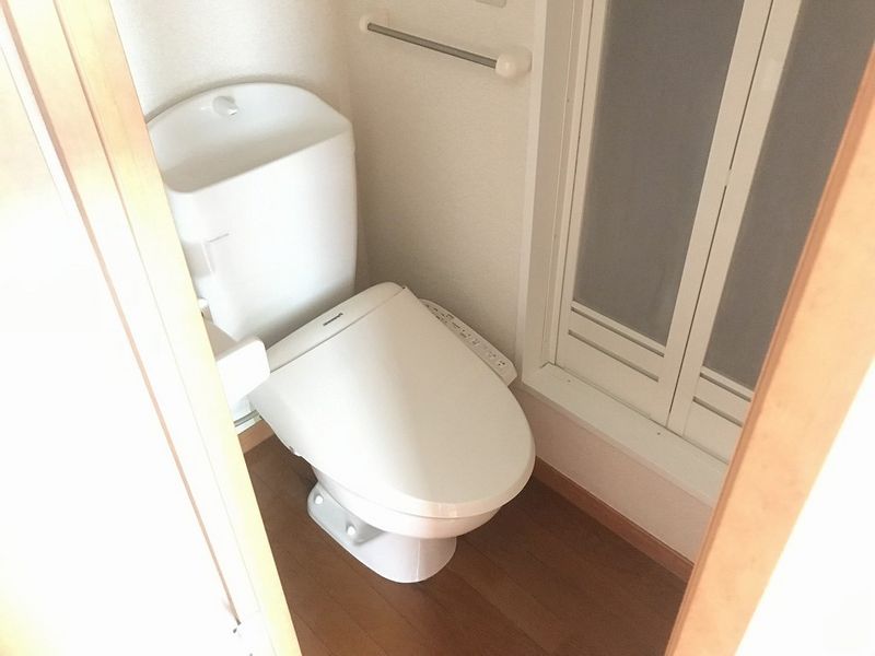 レオパレスソフィア トイレ