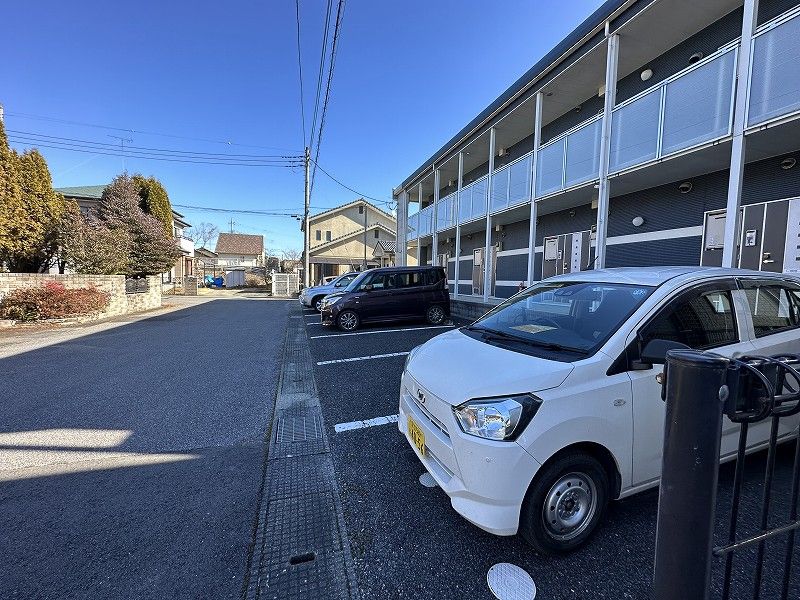 レオネクストスマイルハウス矢板 駐車場