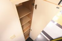 レオパレスＦｌａｔ新栄 収納
