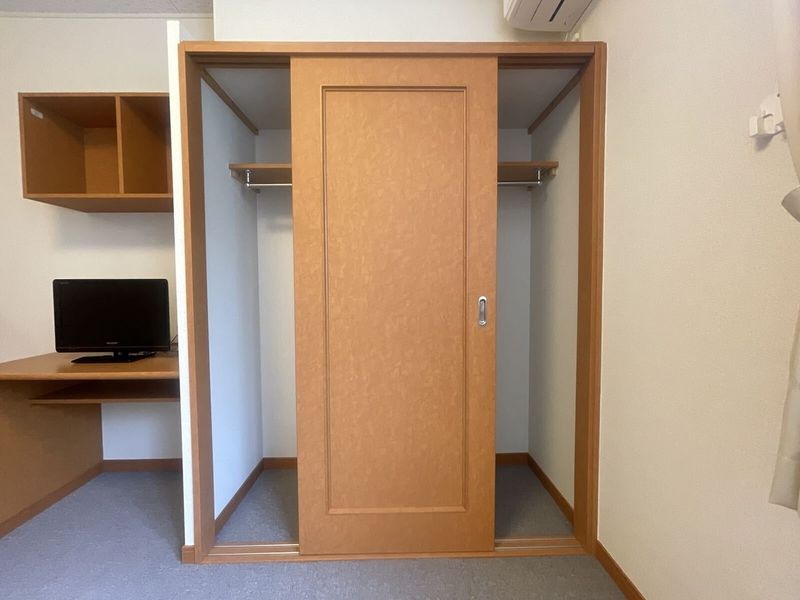 レオパレス前田 収納