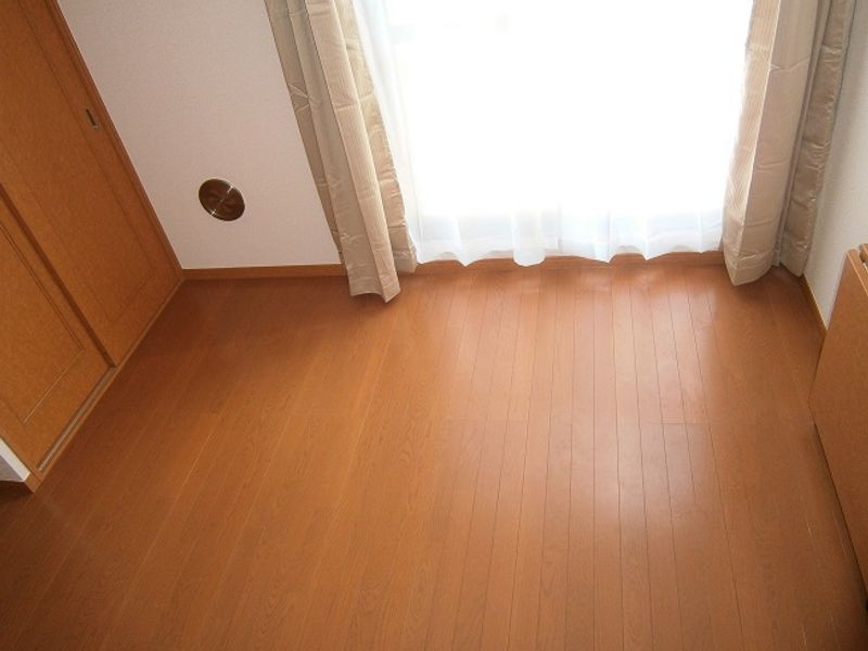 レオパレスフィオローナ 居間