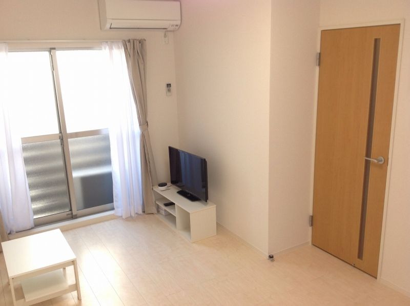 クレイノルーチェ　ガジン 居間