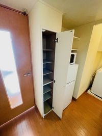 レオパレスエバーグリーン 収納