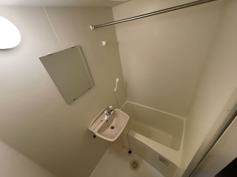 レオパレスノザンファンⅠ 風呂