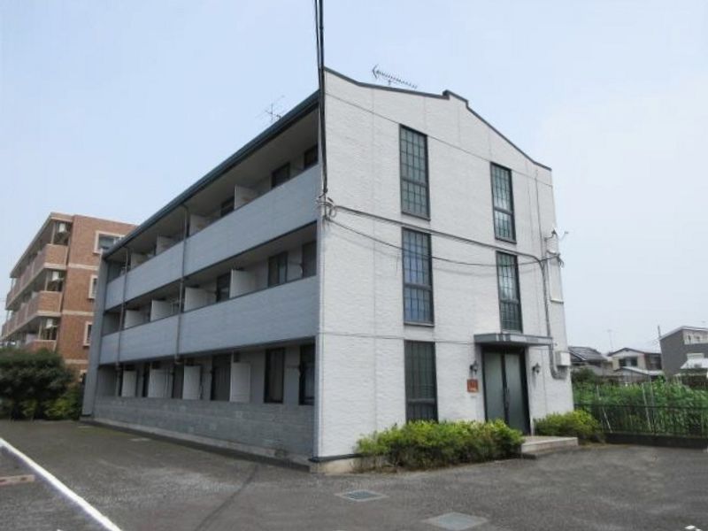 レオパレスリヴェール原宿 外観