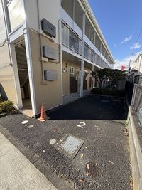 レオパレス桜美林台 駐車場